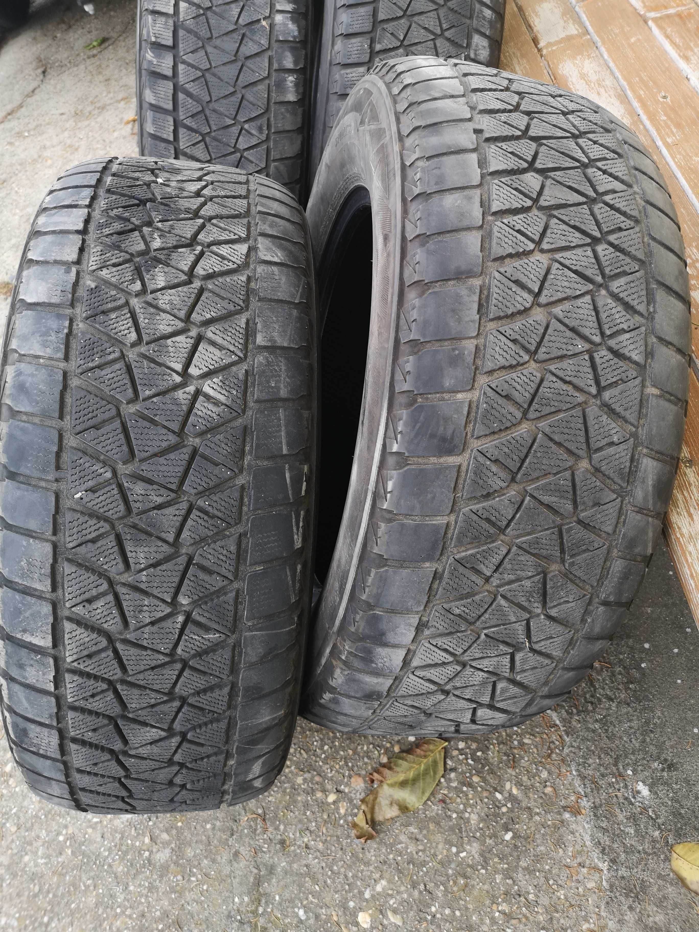 Зимни Гуми Bridgestone  275/60/18