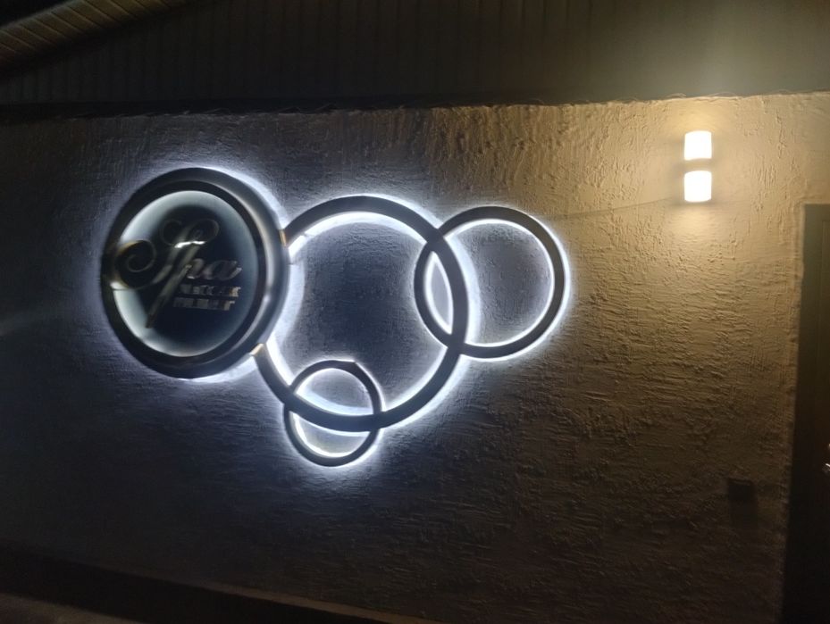 Продам вывеска для Спа салона и массаж