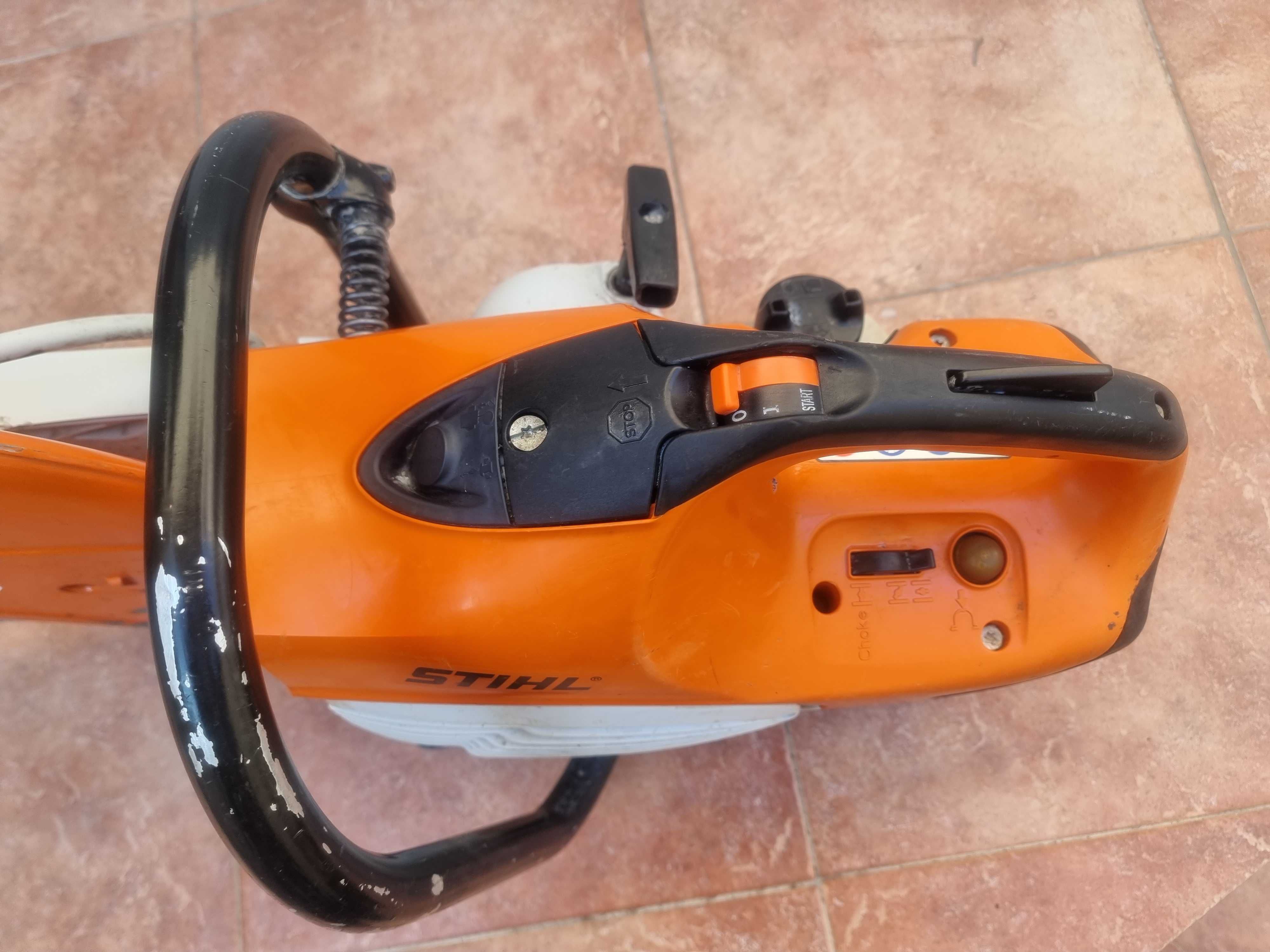 Stihl TS 420 - ръчен бензинов фугорез