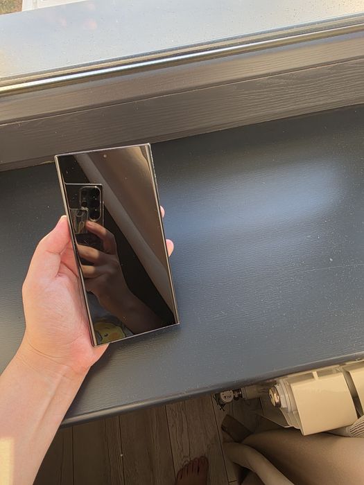 Продам Samsung Galaxy S23 ultra