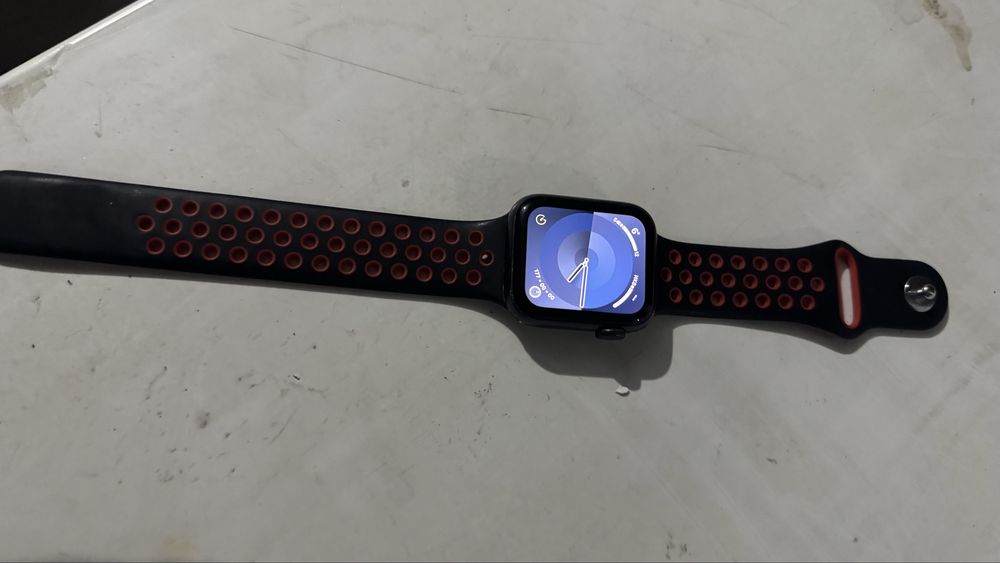 Эпл вотч se 1 поколения