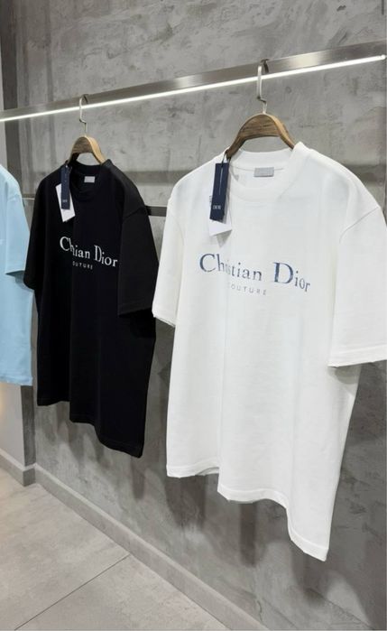 Tricou dior negru si alb colectia noua premium