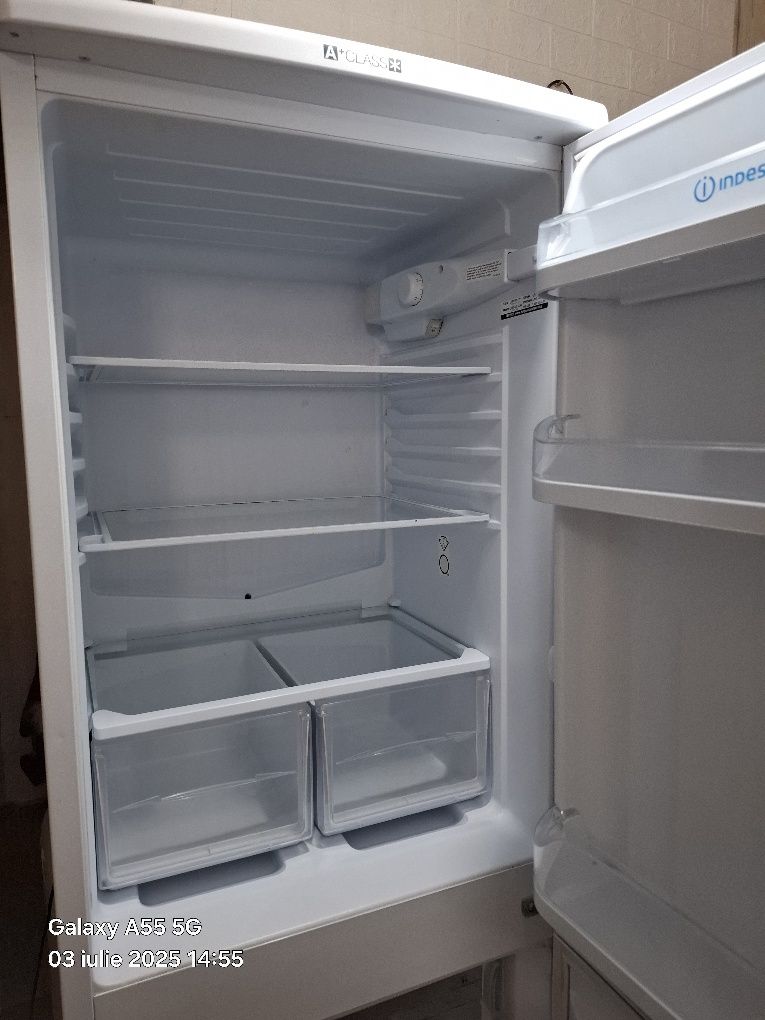 Vinzare frigider