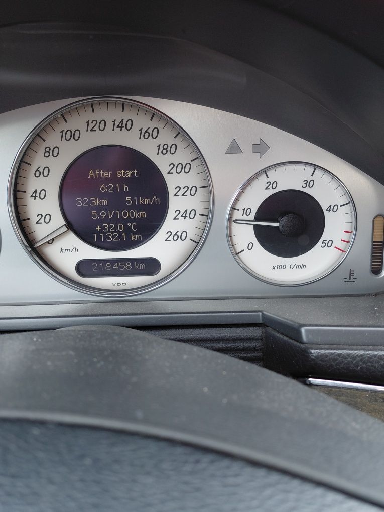 Мерцедес W211 Е200