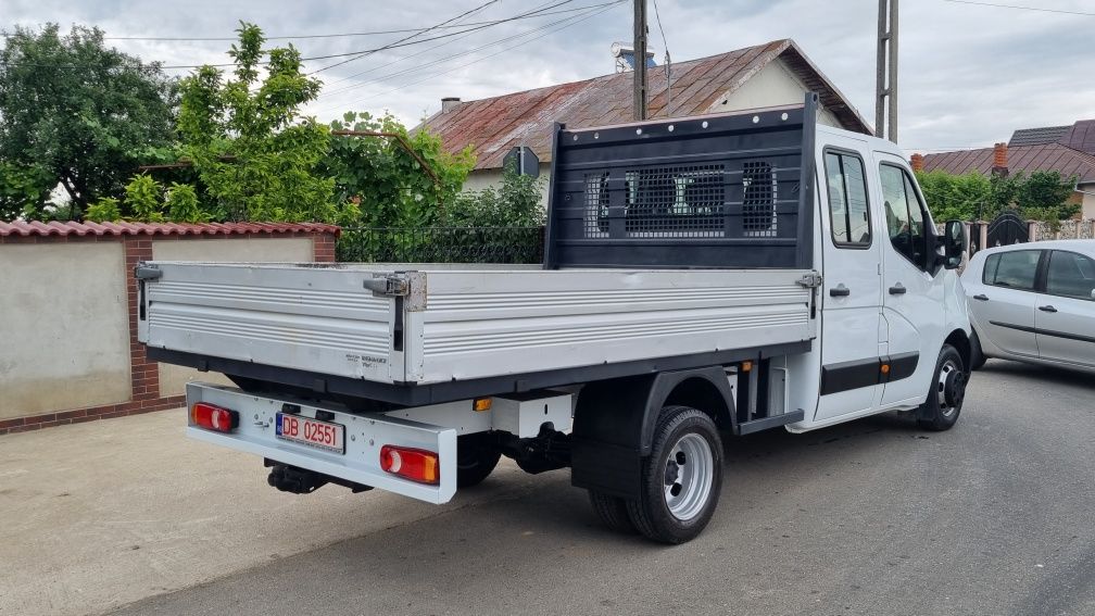 Renault Master Doka