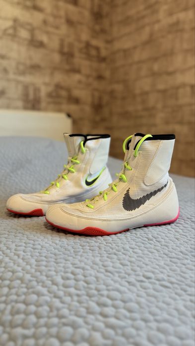 Продам боксерки nike machomai 2 S.E Olympic