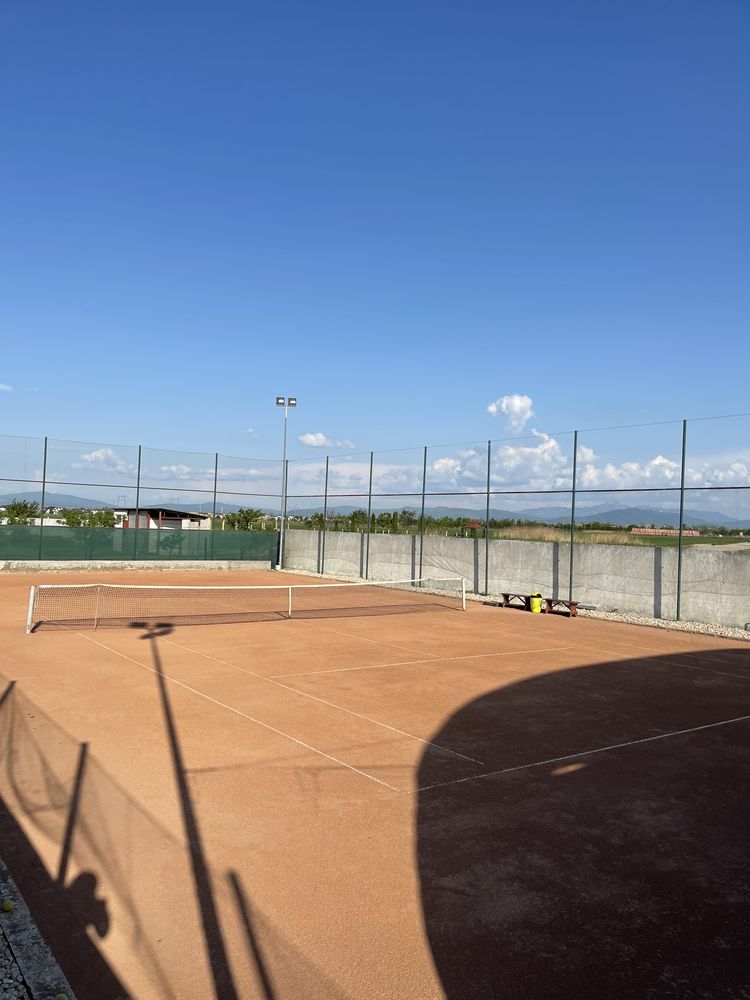 Inchiriere teren tenis indoor / outdoor Brasov