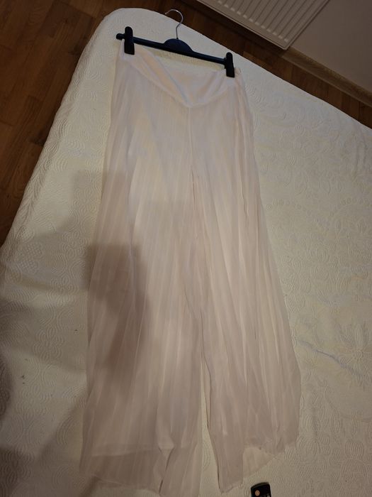 Pantaloni matase eleganti