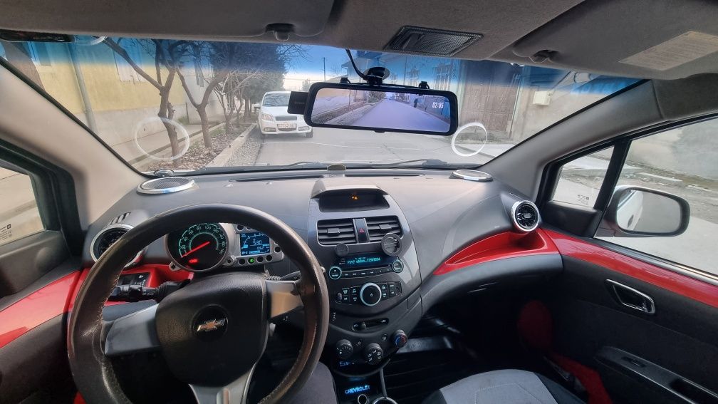 Chevrolet Spark oq rangli 3 pozitsiya