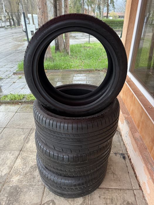 Гуми 275/35 R20