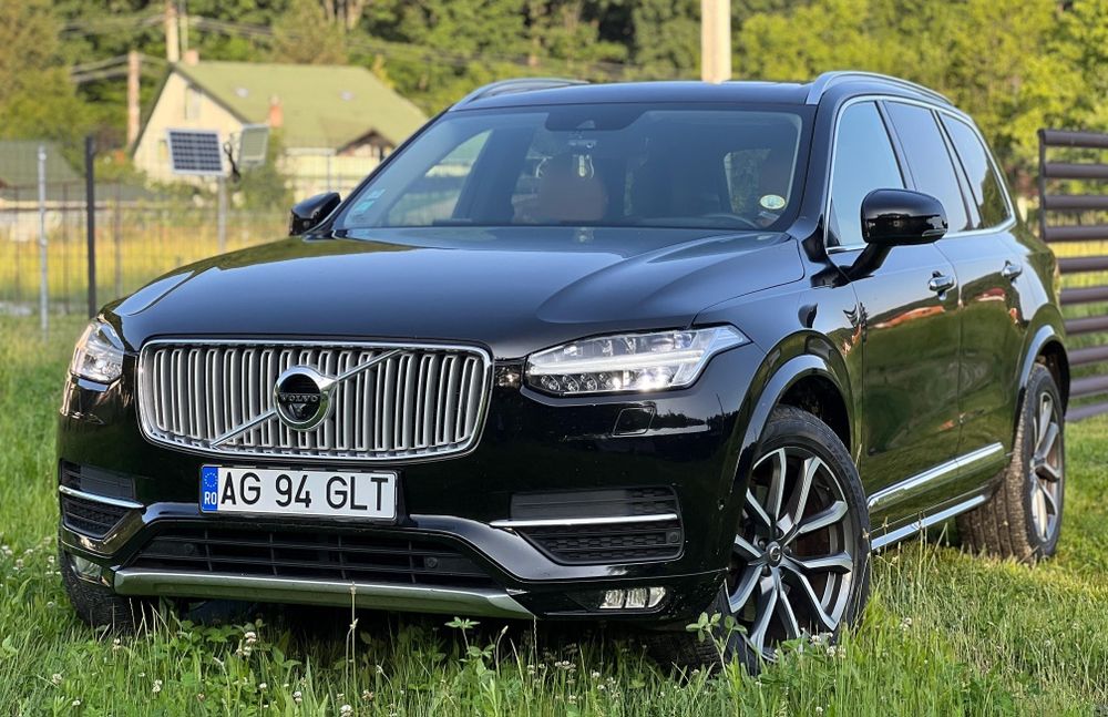 Volvo XC 90 INSCRIPTION

2.0 Diesel 225 cp 2016 D5 AWD (4x4) 7 Locuri