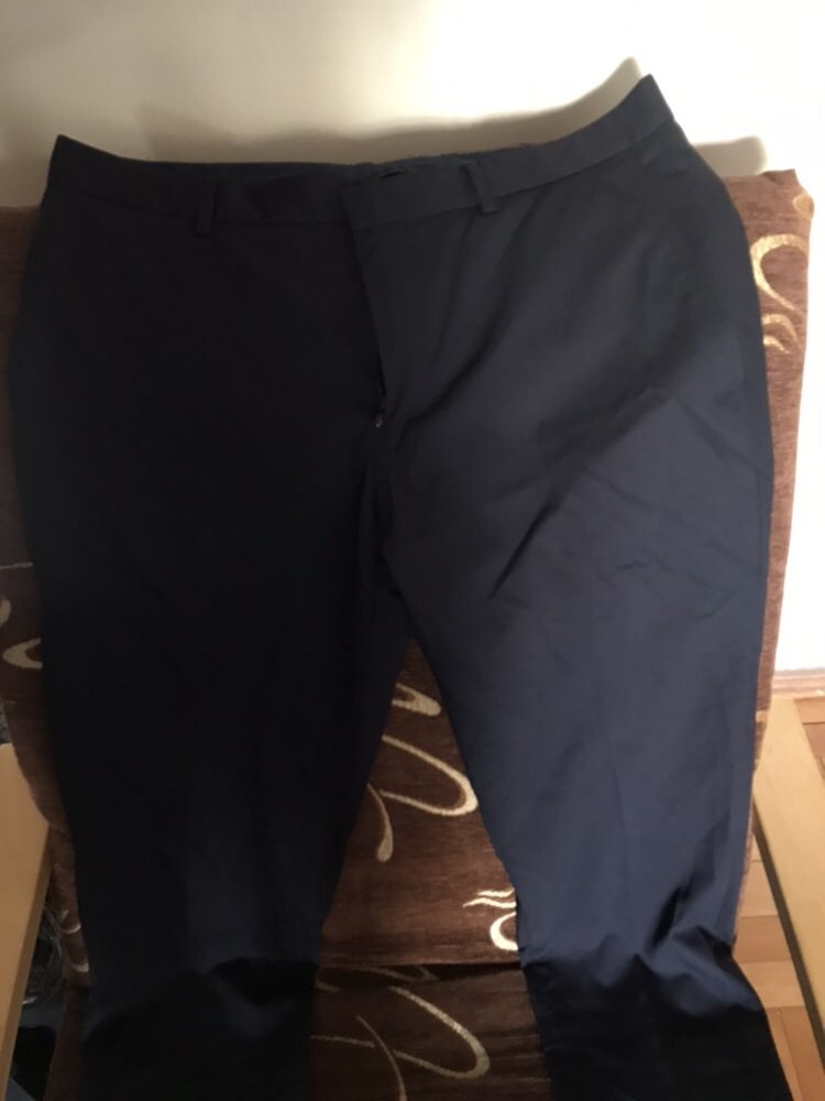 Pantaloni Zara