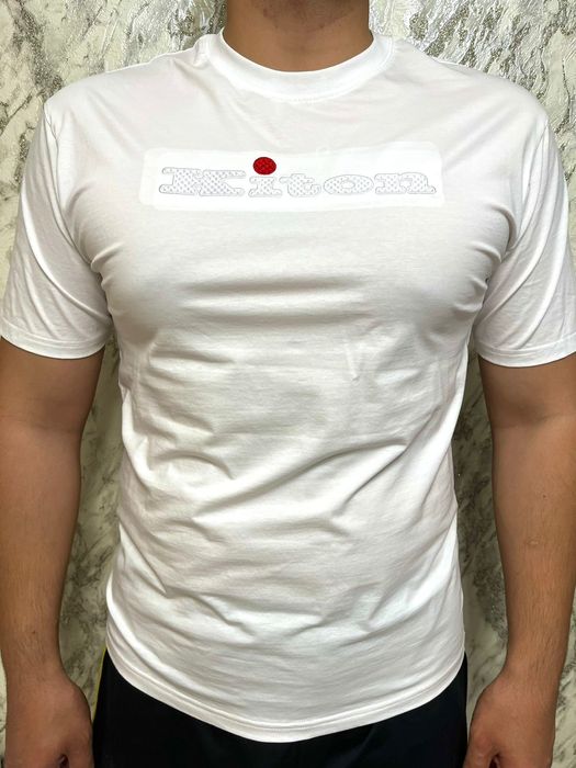 Продам футболку мужскую