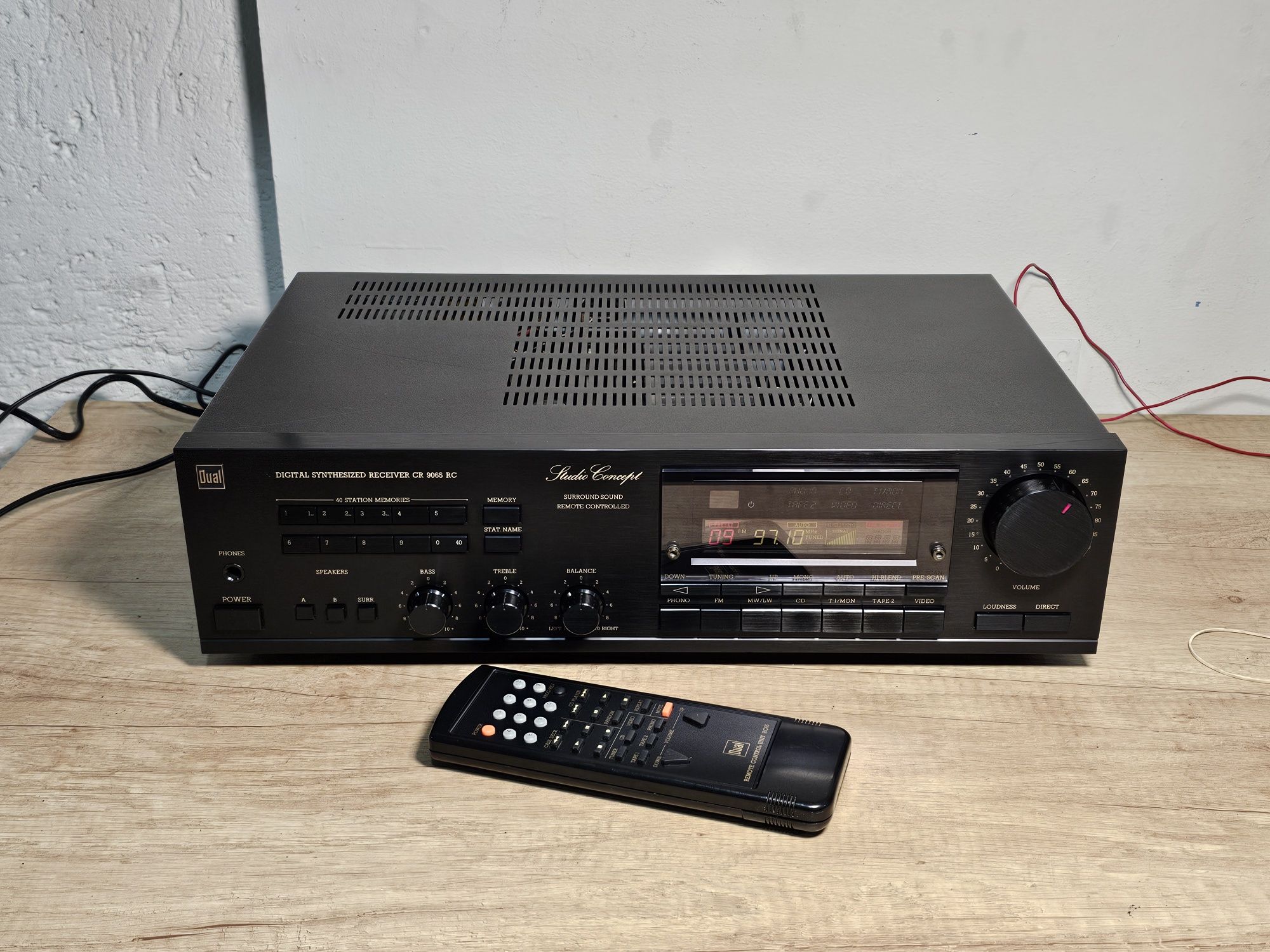 receiver DUAL CR-9065rc, amplificator cu tuner și telecomanda, hi-fi