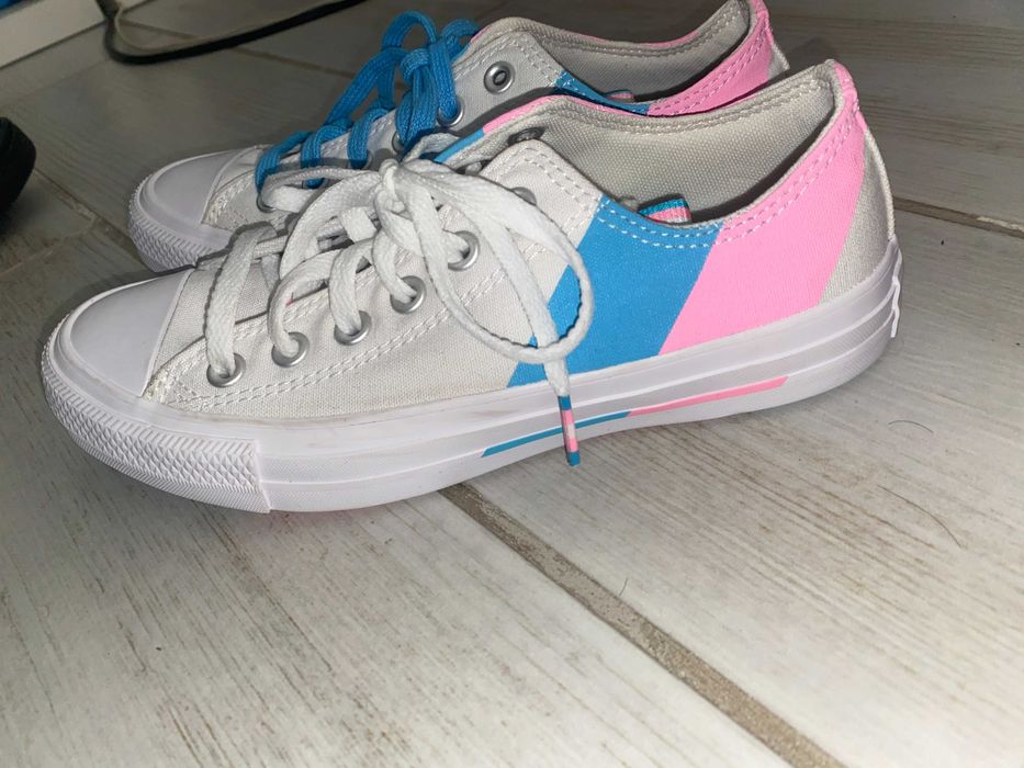 Converse Chuck Taylor All Star Ox Trans Pride