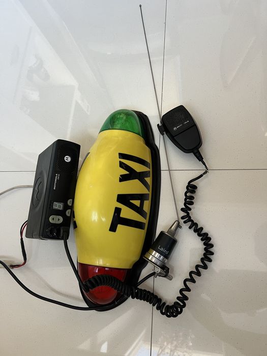 Statie , cupola si antena taxi