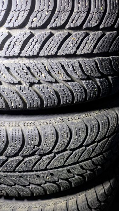 4 Зимни гуми с Тасове и Джанти 175/65R14 Пежо - Ситроен