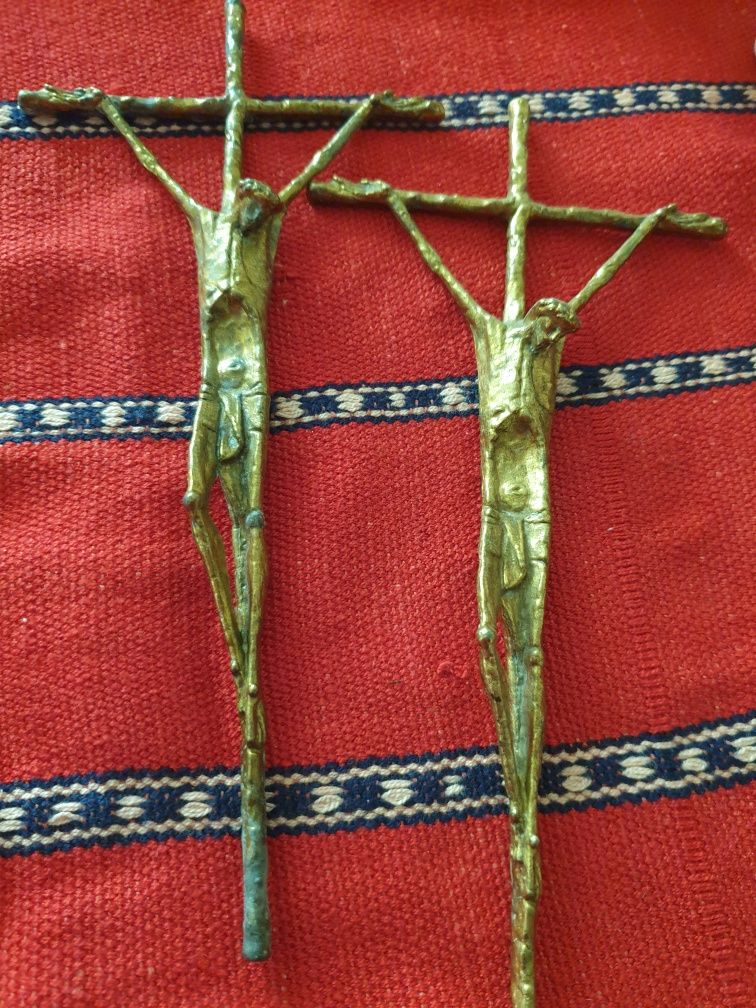 Crucifix/Cruce metalică