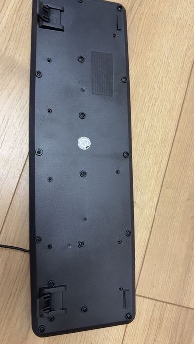 Tastatura cu fir