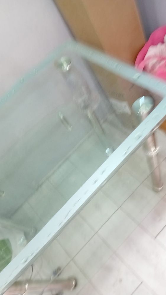 Продам подставку стеклянный