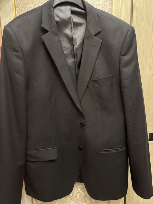 Мужской костюм 52/54 в идеальном состоянии