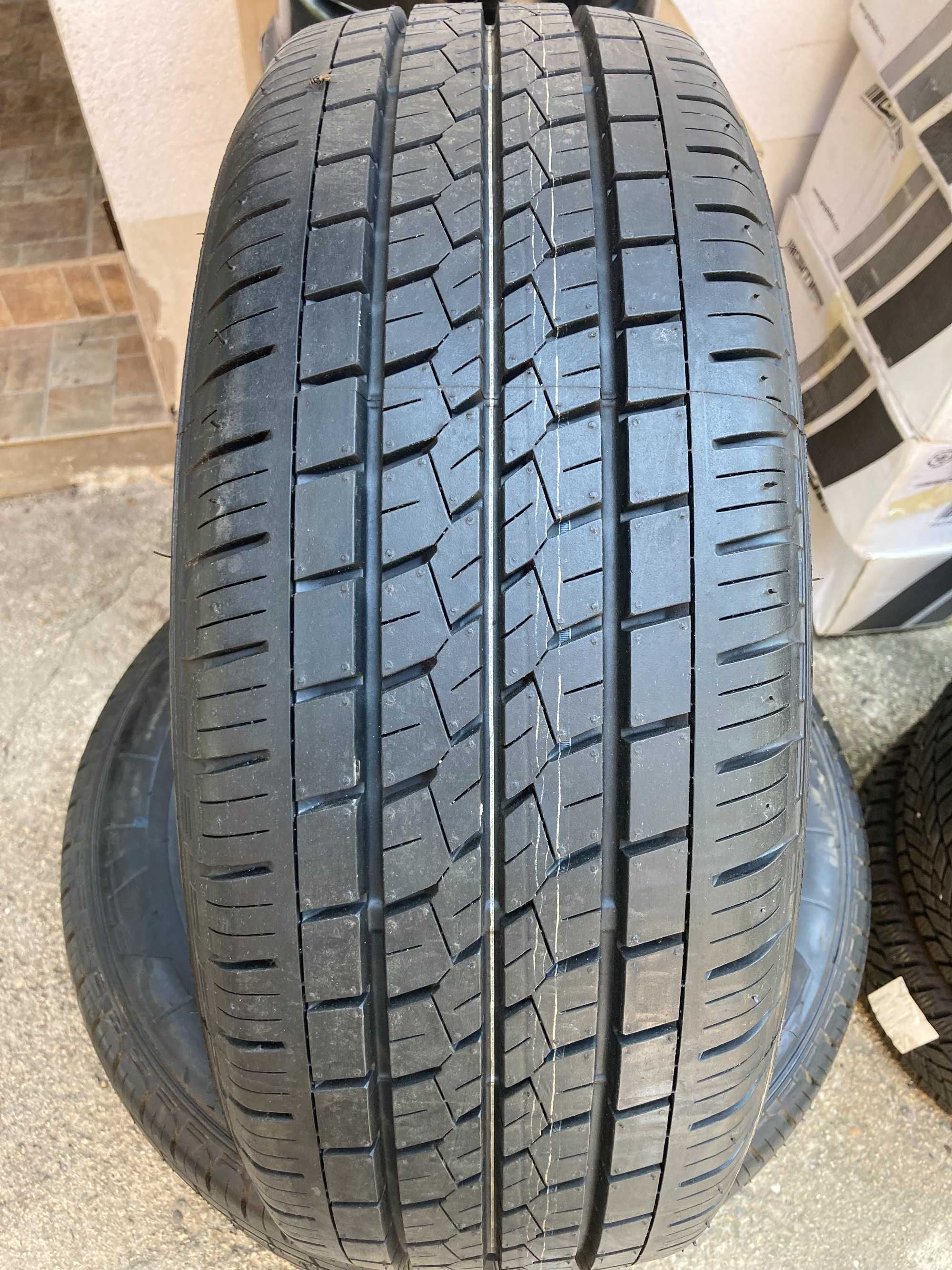 Летни гуми 215/65/15 C - Bridgestone - Бусови / Товарни гуми