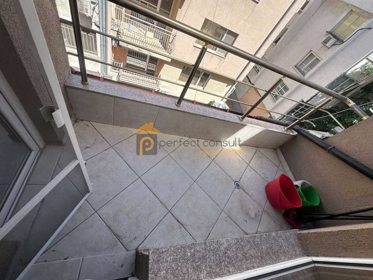 Дава се под наем Двустаен апартамент в Пловдив, Кършияка - 80 кв.м за 500 € - Снимка #13