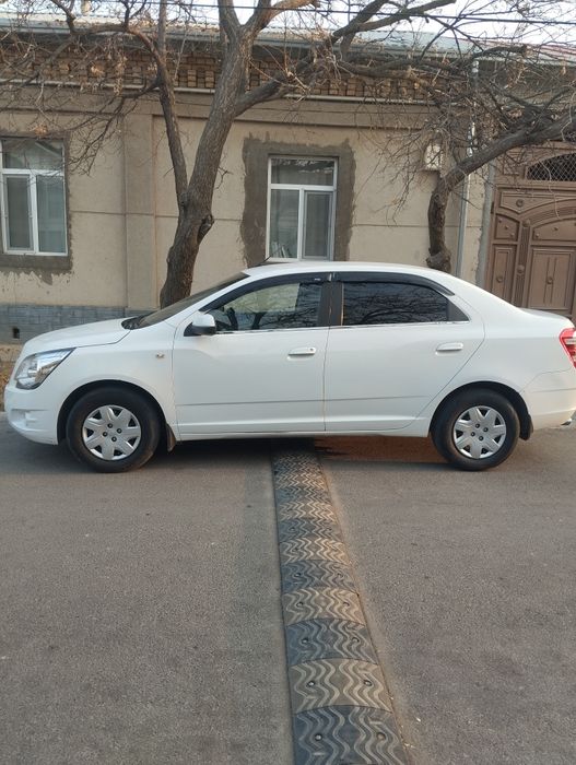 Продаю свой кобальт 1 евро. КПП механика