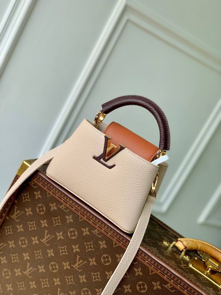 Geanta Louis Vuitton Capucines Taurillon