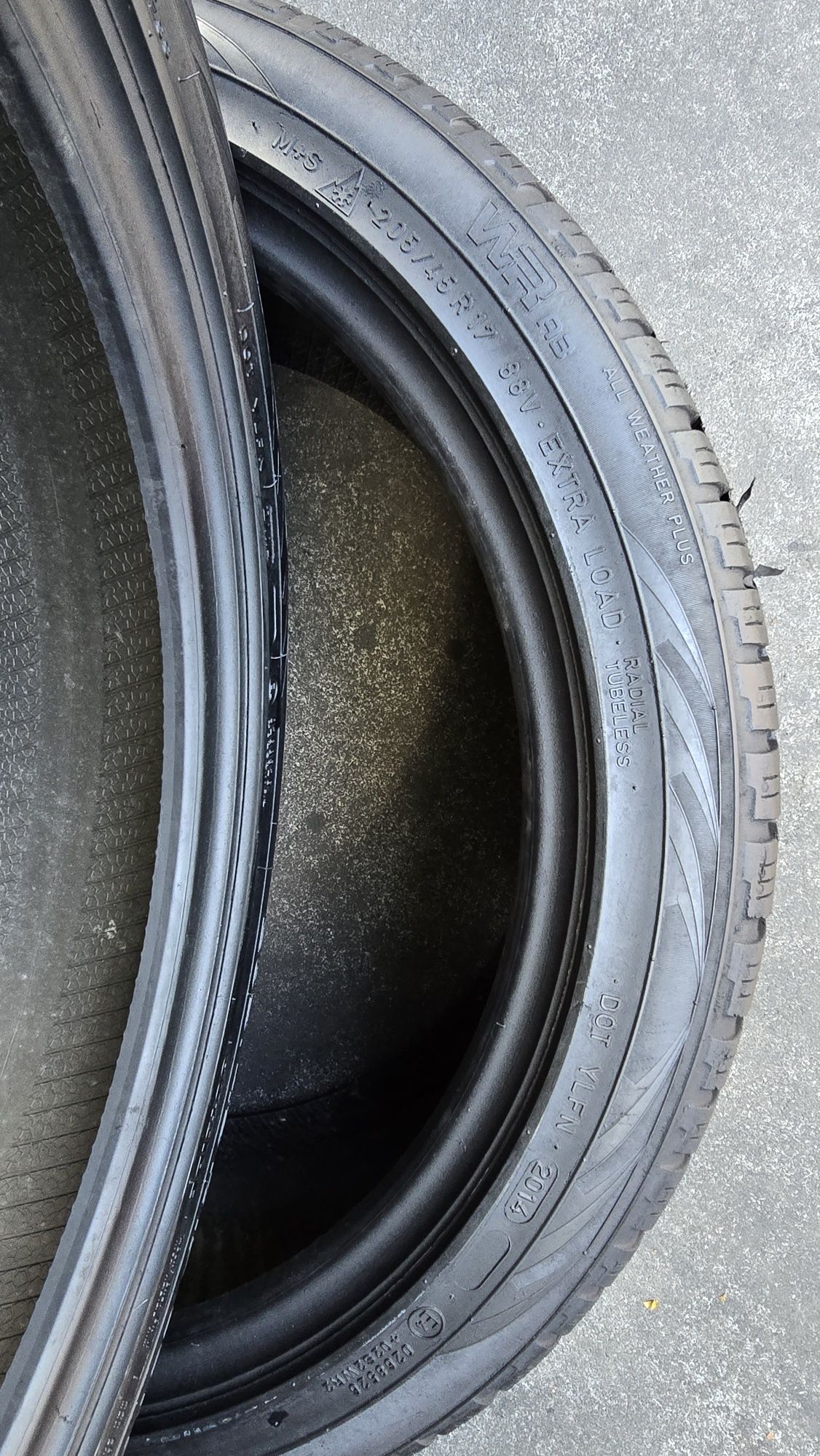 2 anvelope iarnă Nokian 205/45/17