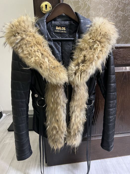 Дамско кожено яке с естествен косъм