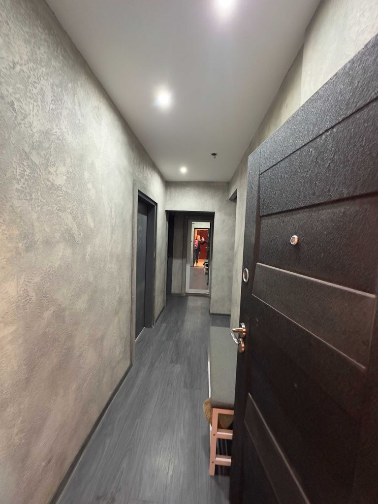 Продава се Тристаен апартамент в Перник, Димова махала - 78 кв.м за 1308 €/кв.м - Снимка #15