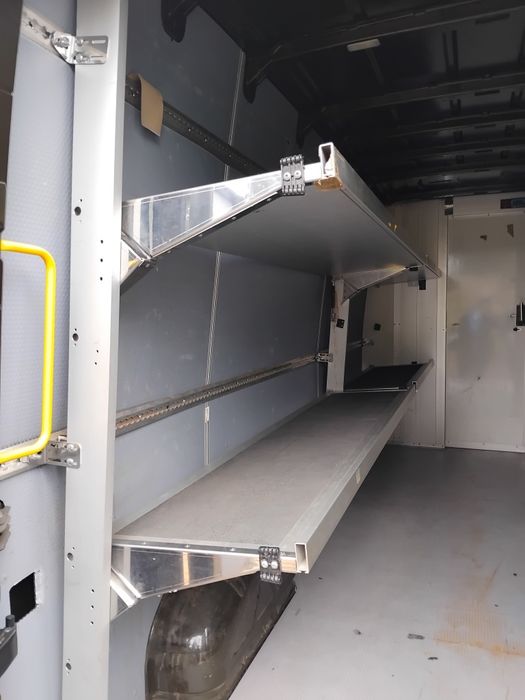 Алуминиеви рафтове