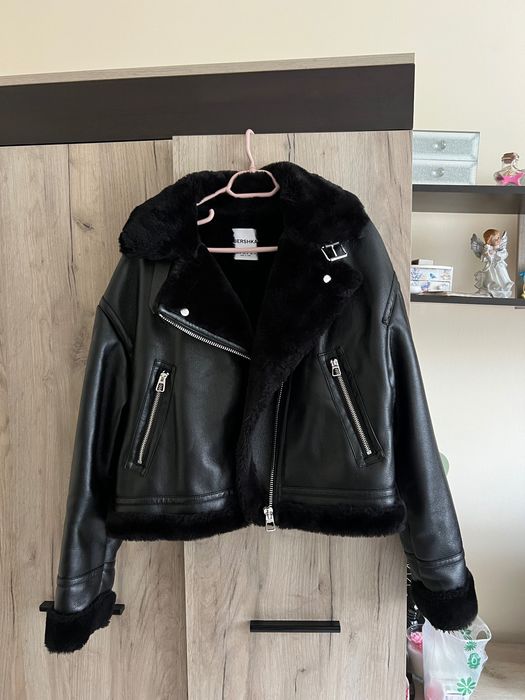 Кожено яке Bershka