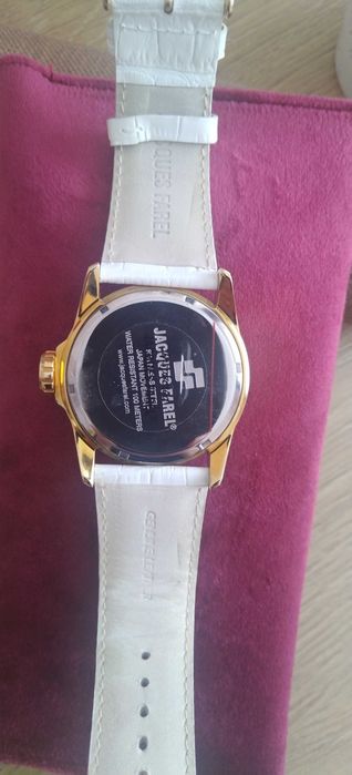 Нов дамски часовник