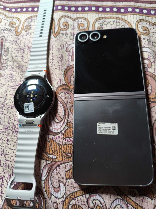 Z flip6 256gb и часовник samsung