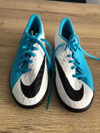 Обувки за футбол Nike Hypervenom 44 номер
