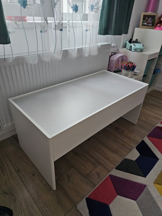 Masa Ikea pentru copii