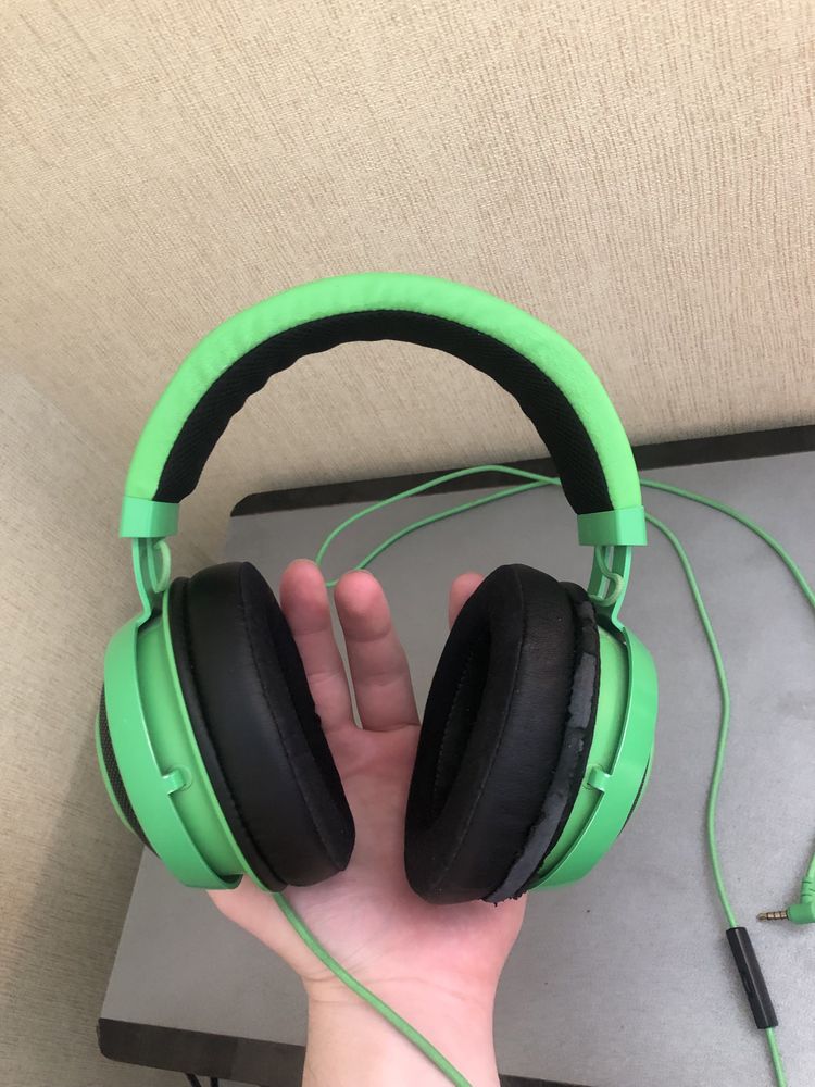 Продам наушники Razer Kracen