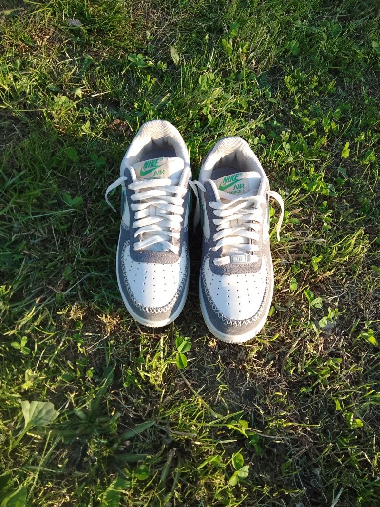 Air Force 1  MĂRIMEA  38