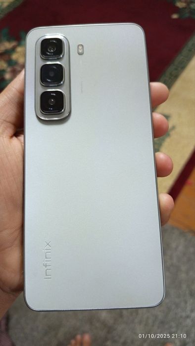 Infinix hot 50 .12 ga 256 talig  yangidek