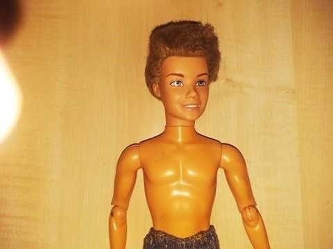 Papusa KEN originala Mattel , articulata la toate incheieturile