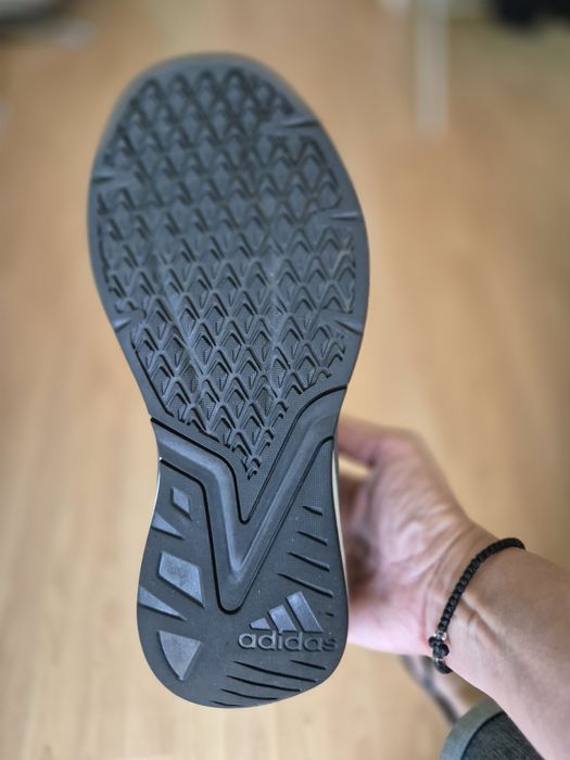 Маратонки Адидас 36 номер