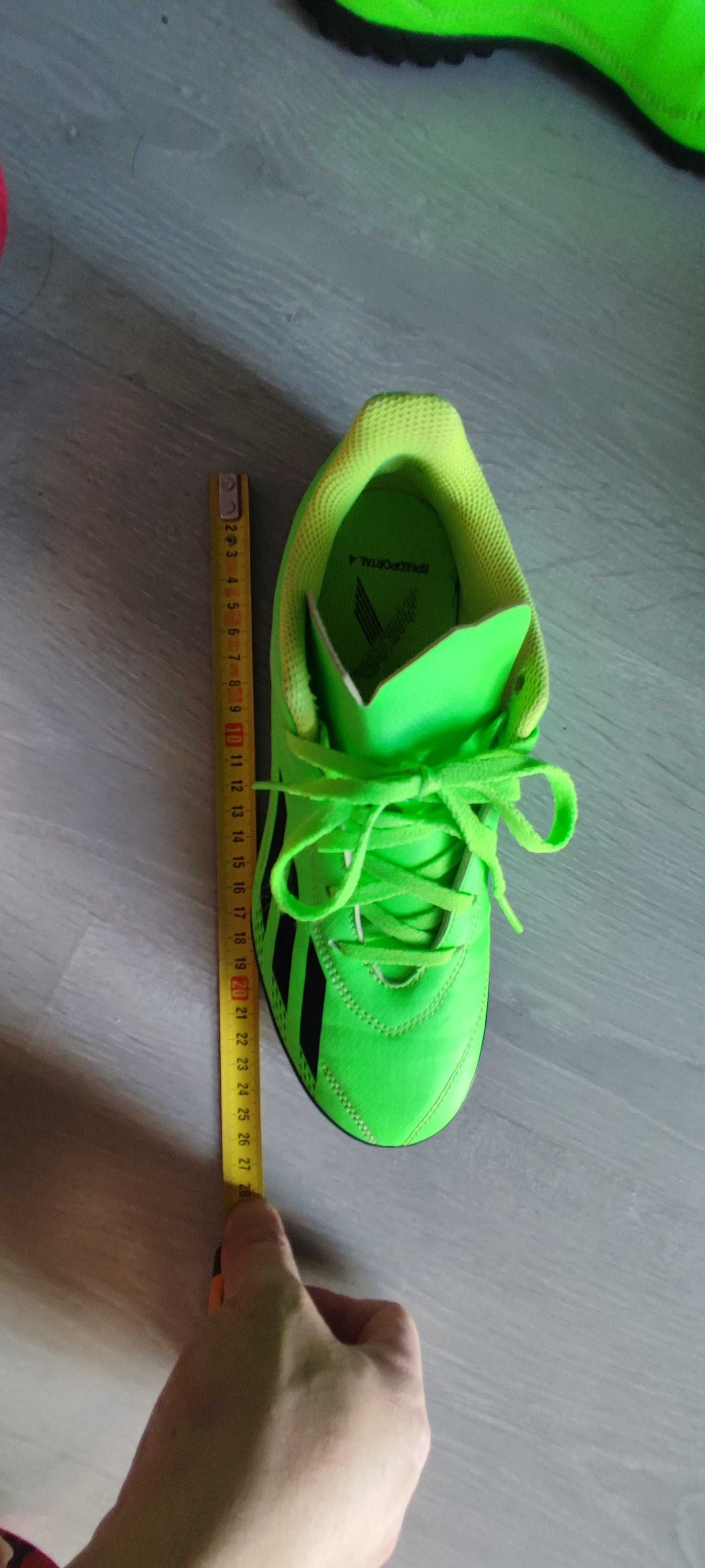 Футболни бутонки Adidas