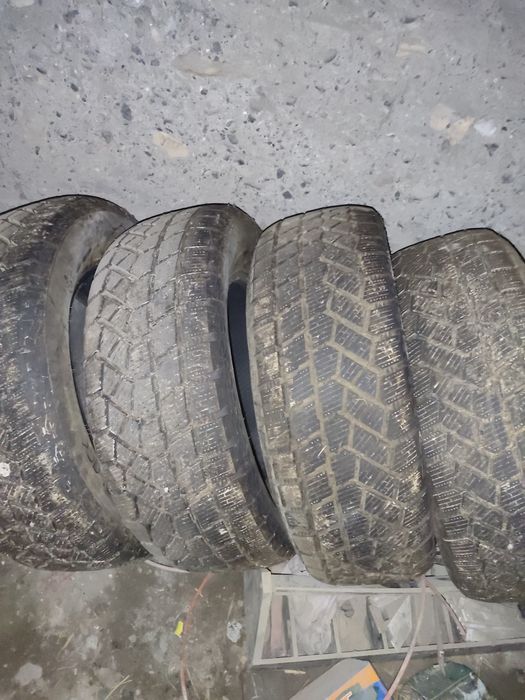 Резина зима 285/60/18