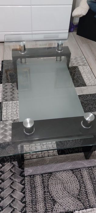 Vând masă sticla