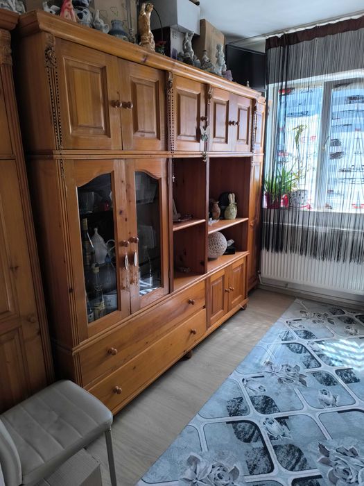 Mobilă de sufragerie