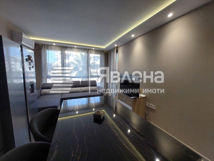 Дава се под наем Двустаен апартамент в Бургас, Сарафово - 63 кв.м за 485 € - Снимка #2