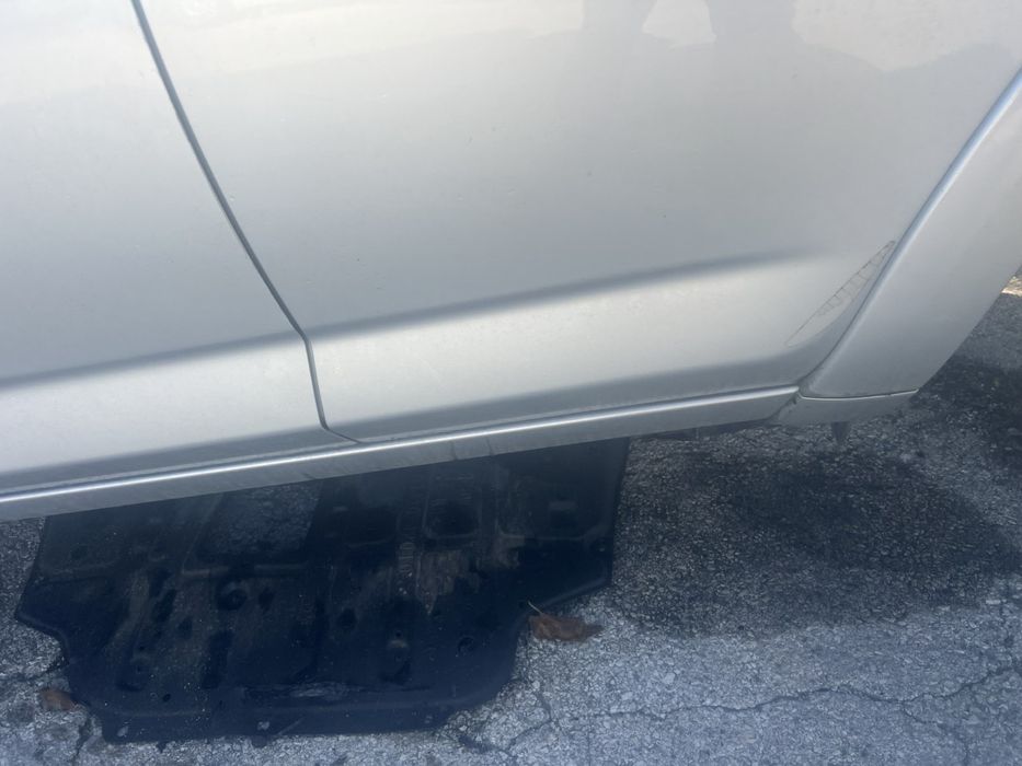 Предна и задна Врата за Тойота Рав4 Toyota Rav4 сиви врати 2008год