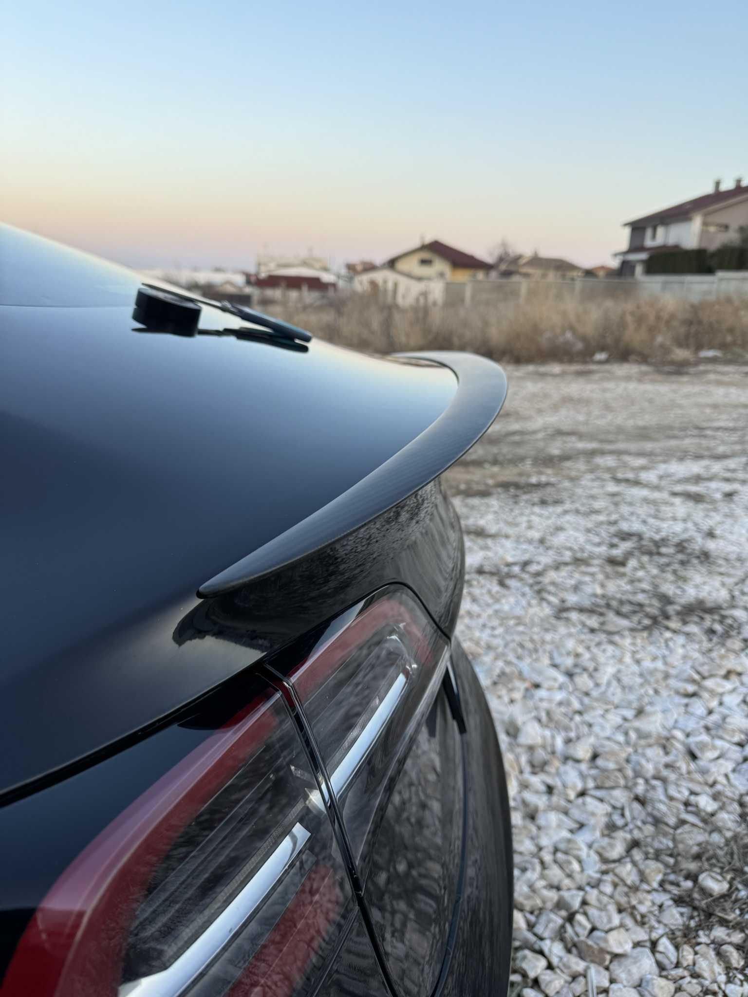 Tesla Model 3/Y/Highland Карбонов Спойлер Мат/ Гланц Тесла Модел 3